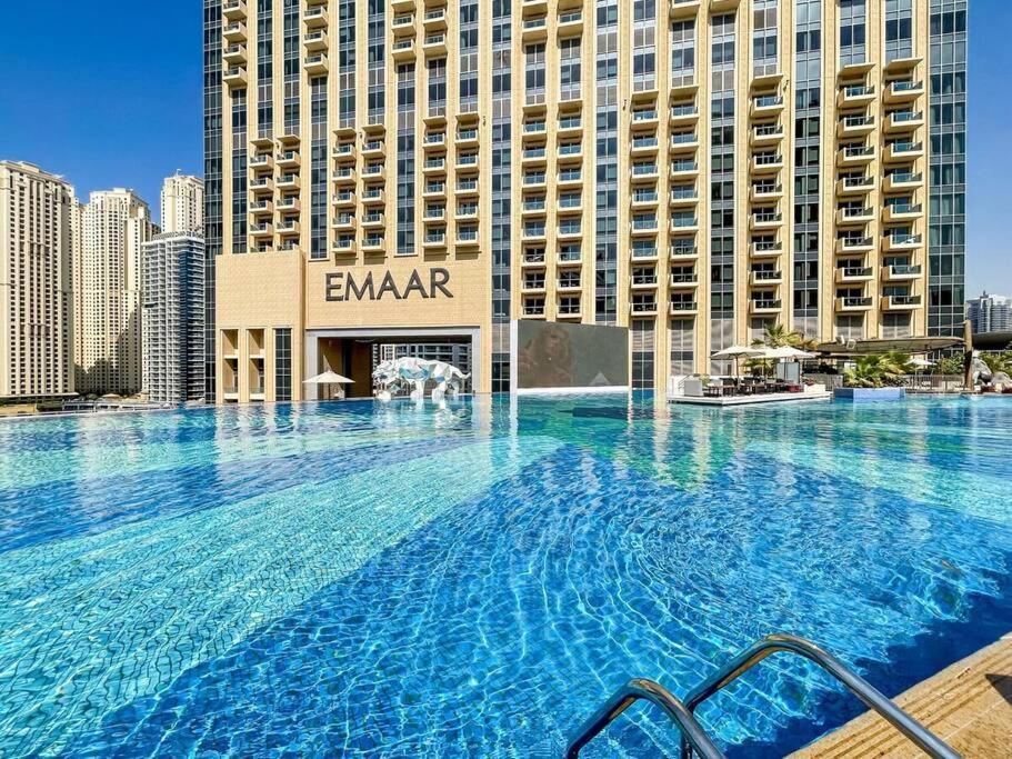 Jw Marriott Hotel Marina Residence Dubái Exterior foto